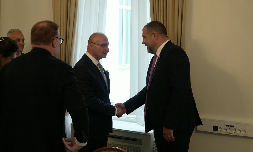 Sastanak hrvatske i crnogorske delegacije