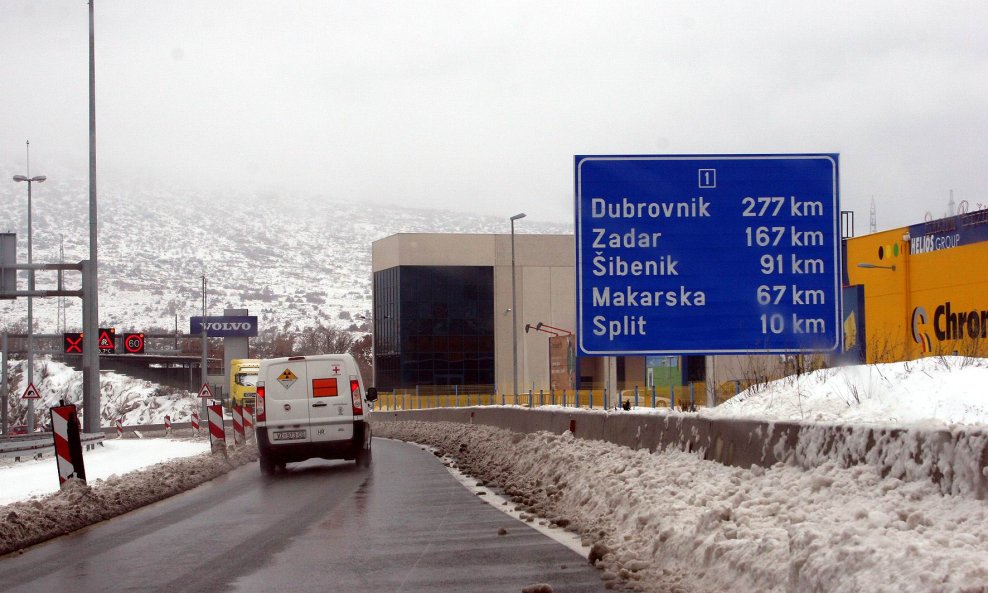 dugopolje split snijeg