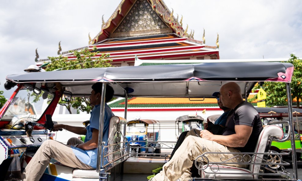 Tuk-tuk