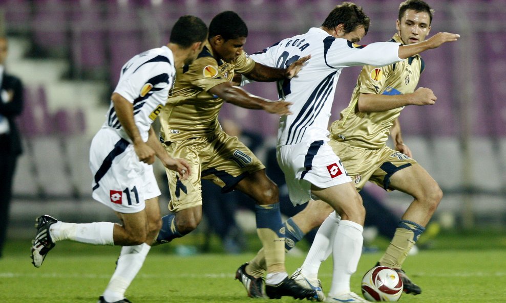 Temišvar-Dinamo, Milan Badelj, Sammir, Europska liga 2009-10