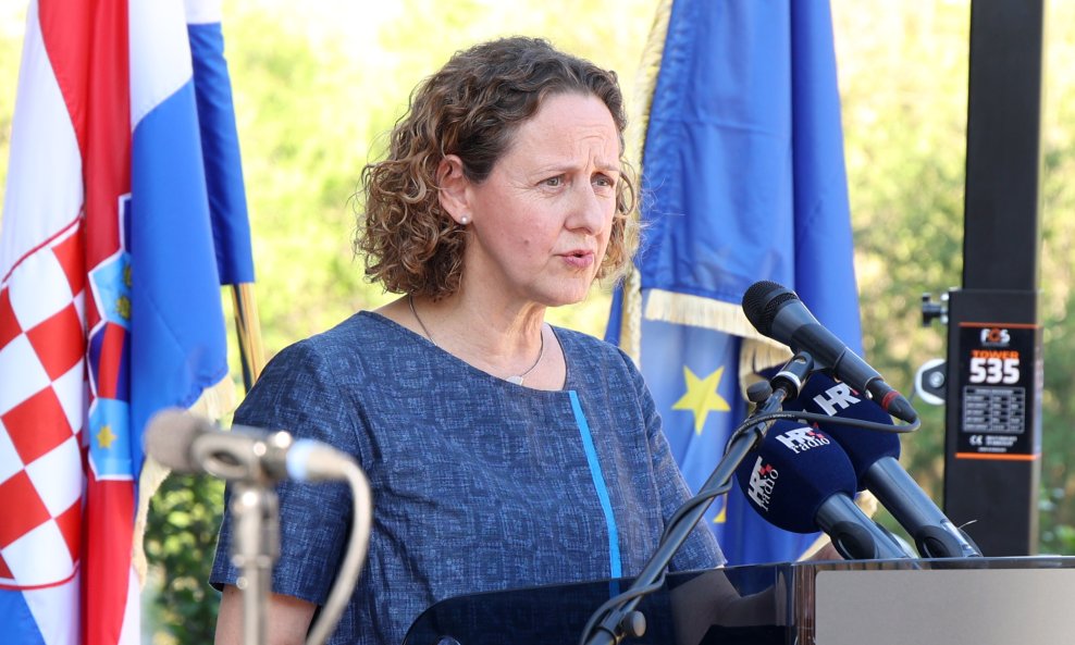 Nina Obuljen Koržinek