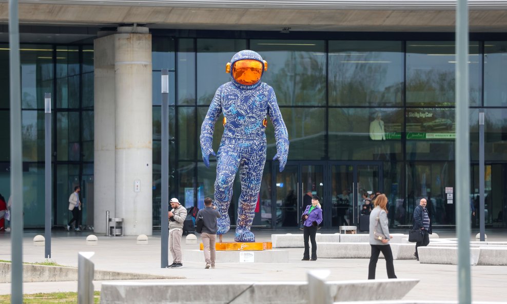 Skulptura 'Boonji Spaceman'