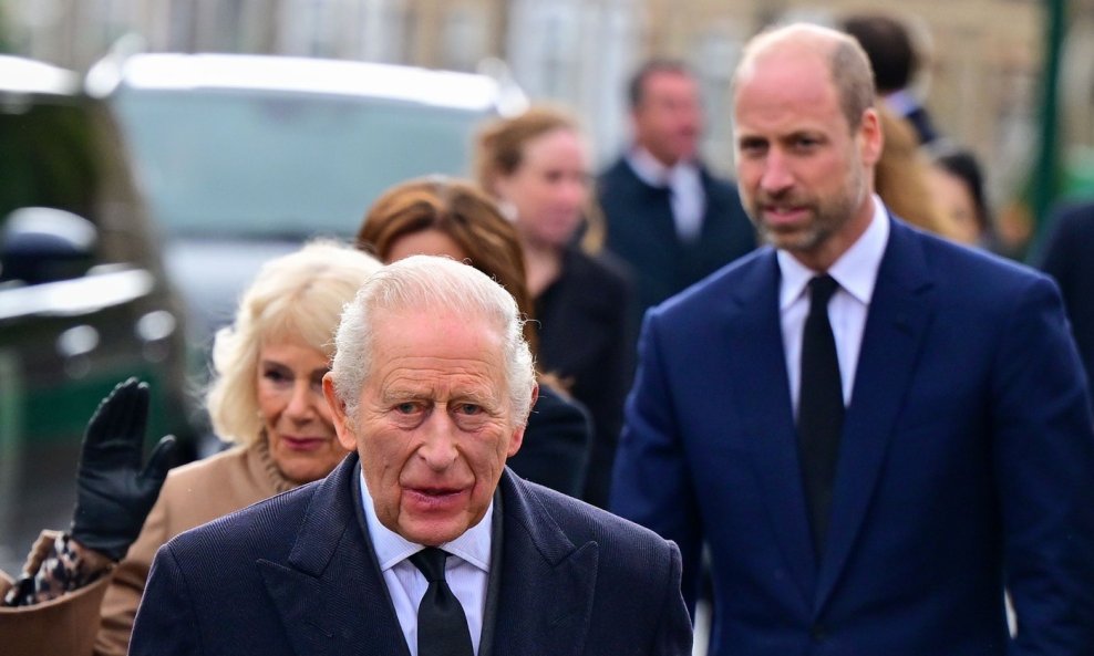 Kralj Charles i kraljica Camilla, princ William