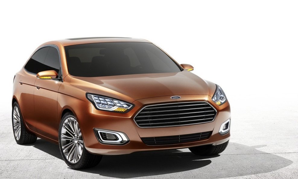 Ford-Escort-Concept-1[2]