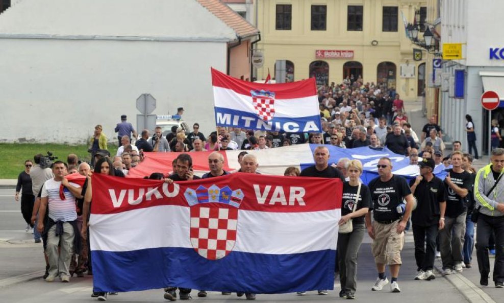 vukovar prosvjed ćirilica