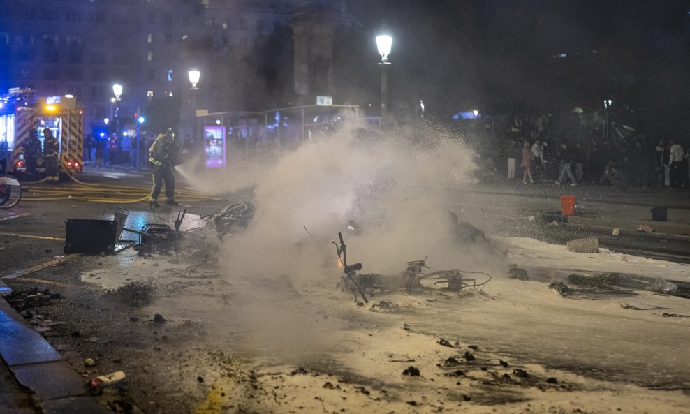 Gradonačelnik Barcelone Jaume Collboni poručio je da vandalski činovi u gradu 'neće proći nekažnjeno'