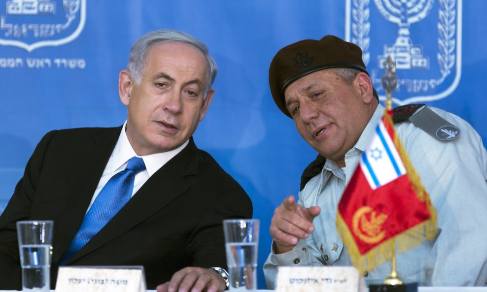 Benjamin Netanyahu i Gadi Eisenkot 2015.