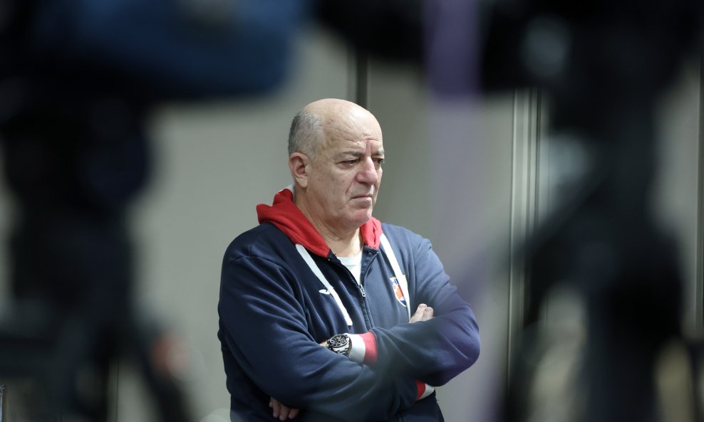 Drago Ćosić