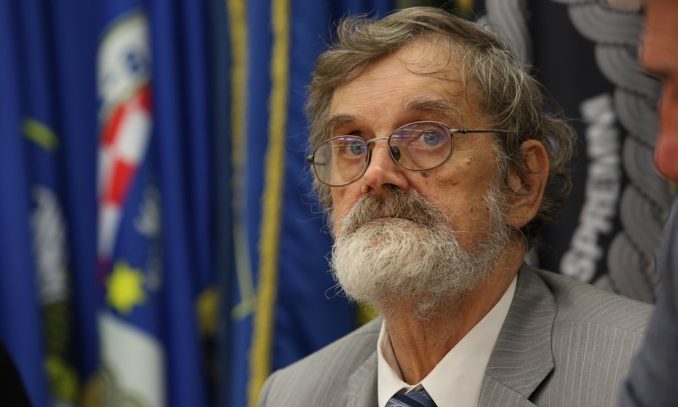 Josip Pečarić