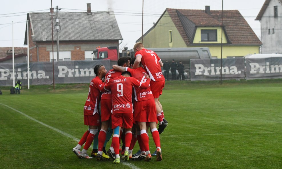 NK Mladost Ždralovi