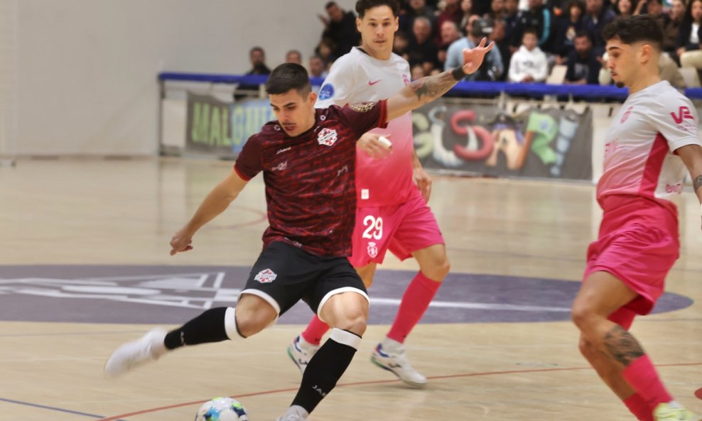 Olmissum - Sporting
