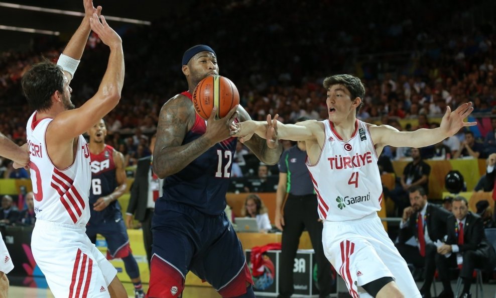 DeMarcus Cousins protiv Turske