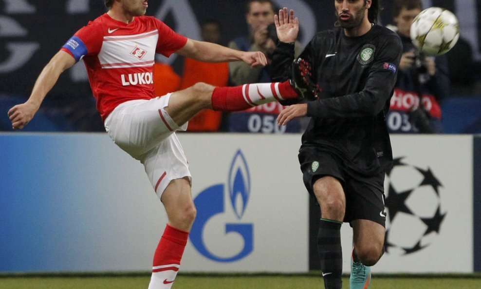 Dmitrij Kombarov (Spartak Moskva) vs. Giorgos Samaras (Celtic)