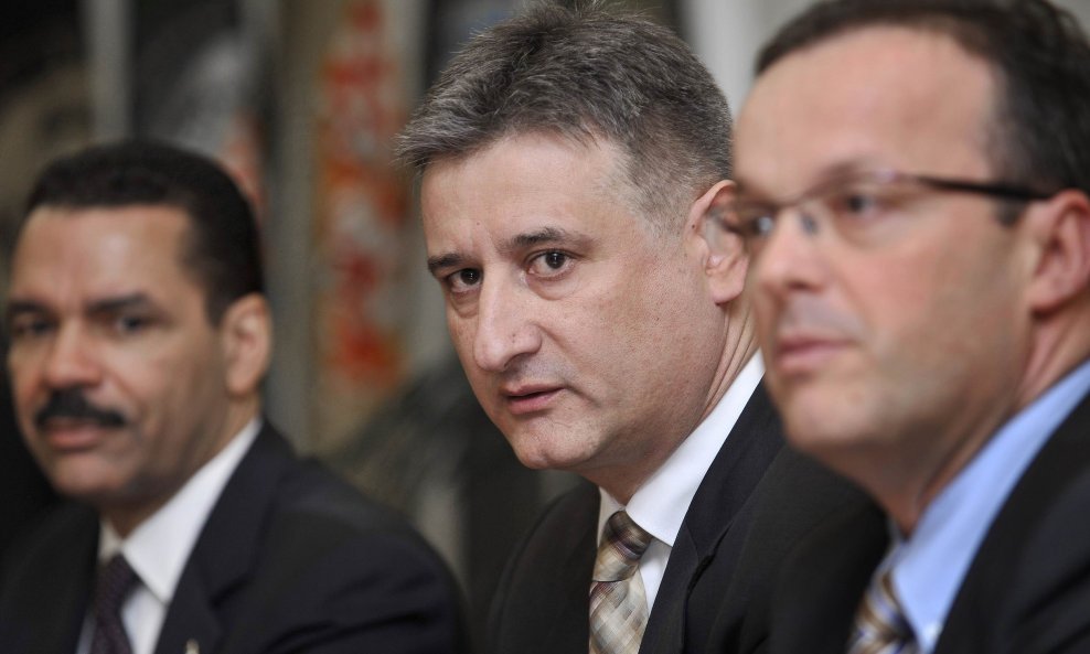 Noble, Karamarko i Faber