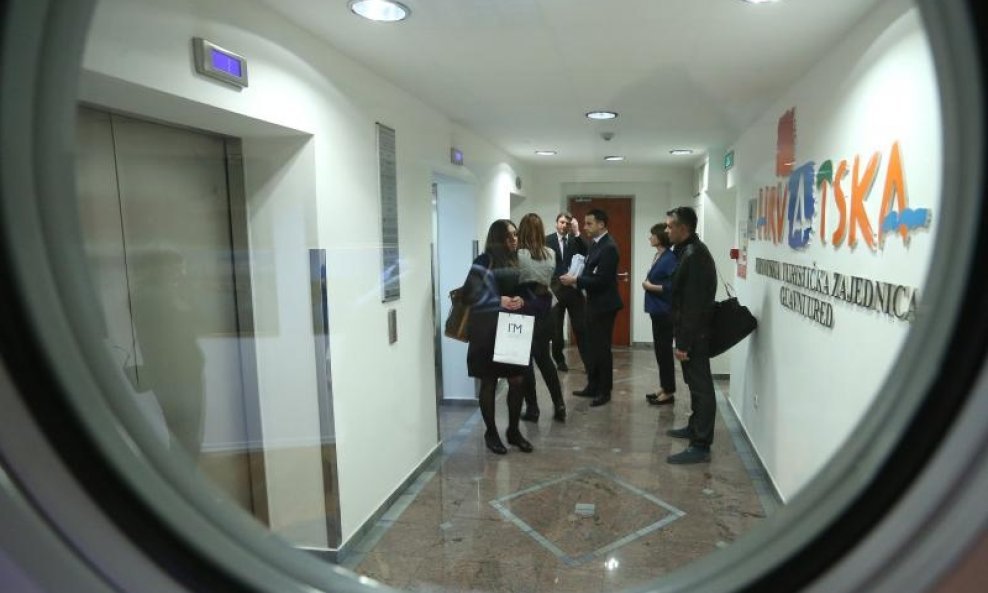 Hrvatska turistička zajednica