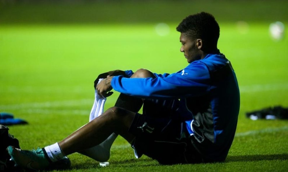 Junior Fernandes