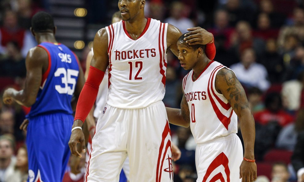 Dwight Howard i Isaiah Canaan