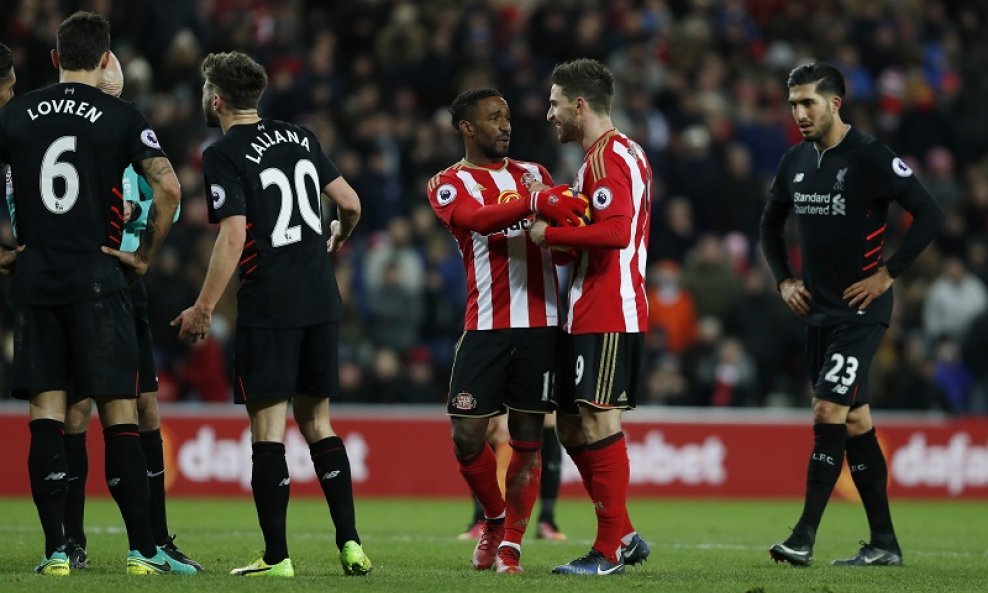 Defoe i Borini