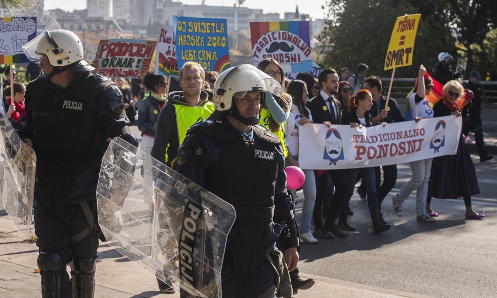 Crna gora gay pride