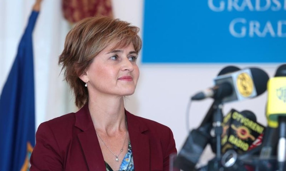 Sandra Švaljek