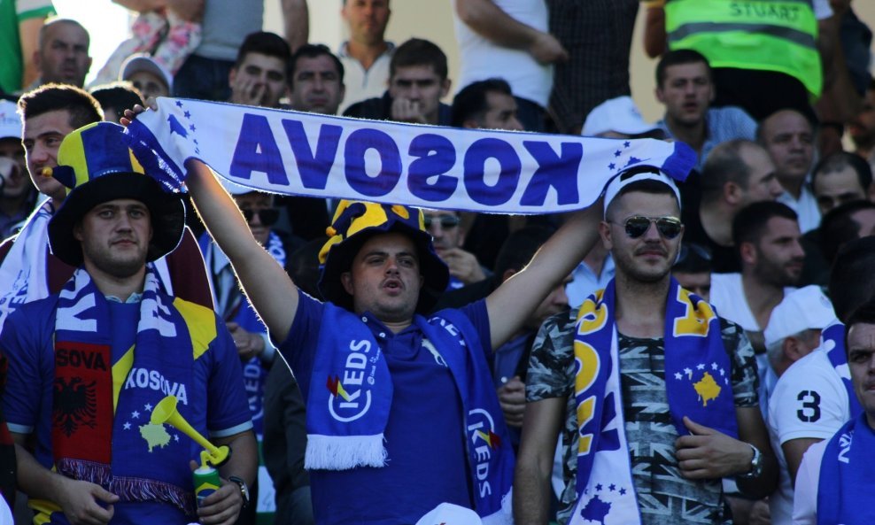 Navijači Kosova