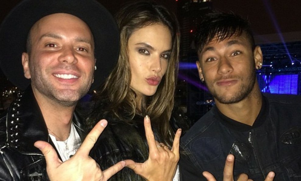 Neymar i  ALESSANDRA AMBROSIO