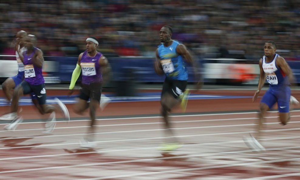 Usain Bolt pobjeđuje