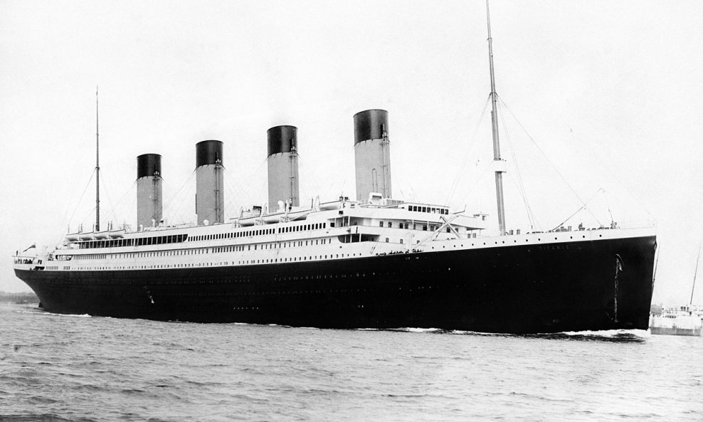 Titanic je potonuo u sjevernom Atlantiku