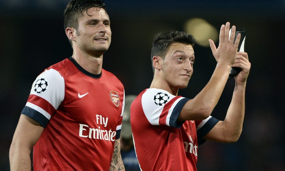 Olivier Giroud i Mesut Ozil