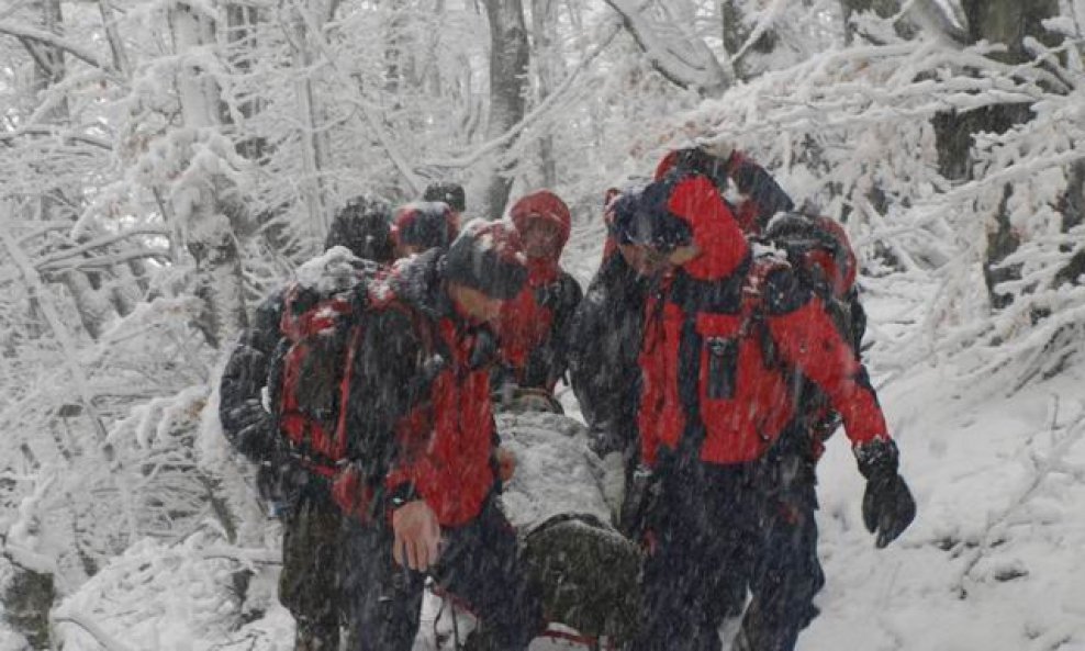 gss, velebit, spašavanje