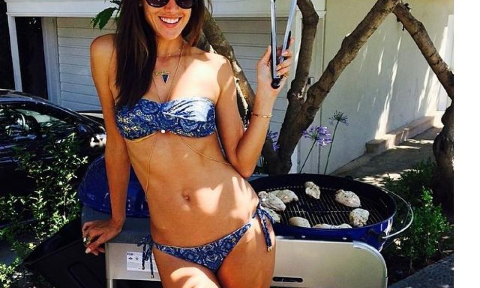 Lijepa Brazilka Alessandra Ambrosio jedan je od najbolje plaćenih modela na svijetu, modni brendovi je obožavaju, a cijeli svijet uzdiše nad njezinim besprijekornim tijelom. Pitate se u čemu se krije tajna njezinog zavodljivog tijela i besprijekornog izgl