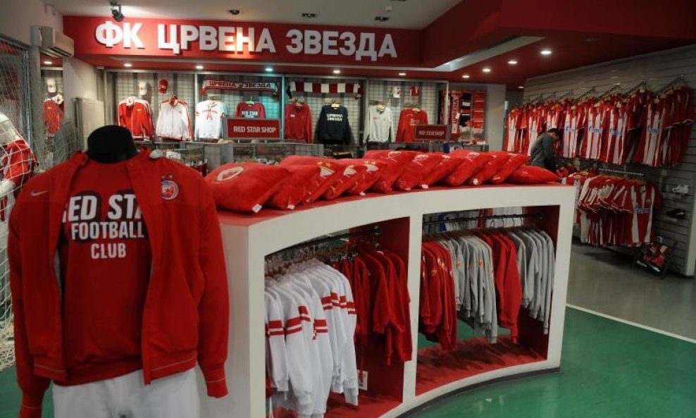 crvena zvezda fan shop