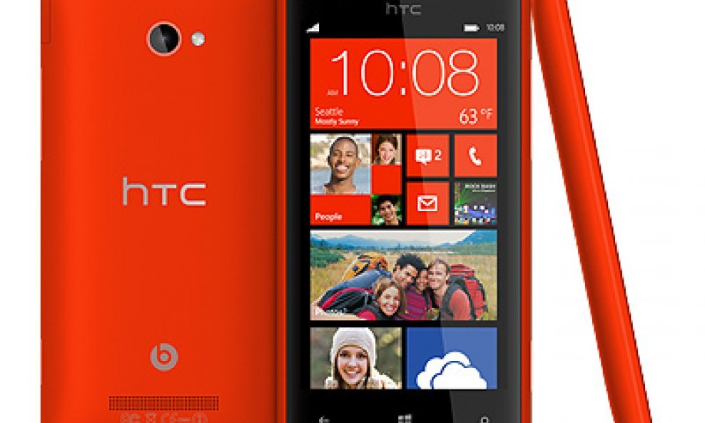 Windows Phone 8X HTC pametni telefon