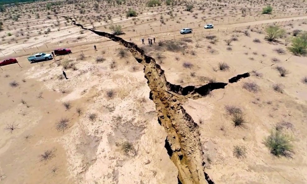 Hermosillo-napuklina