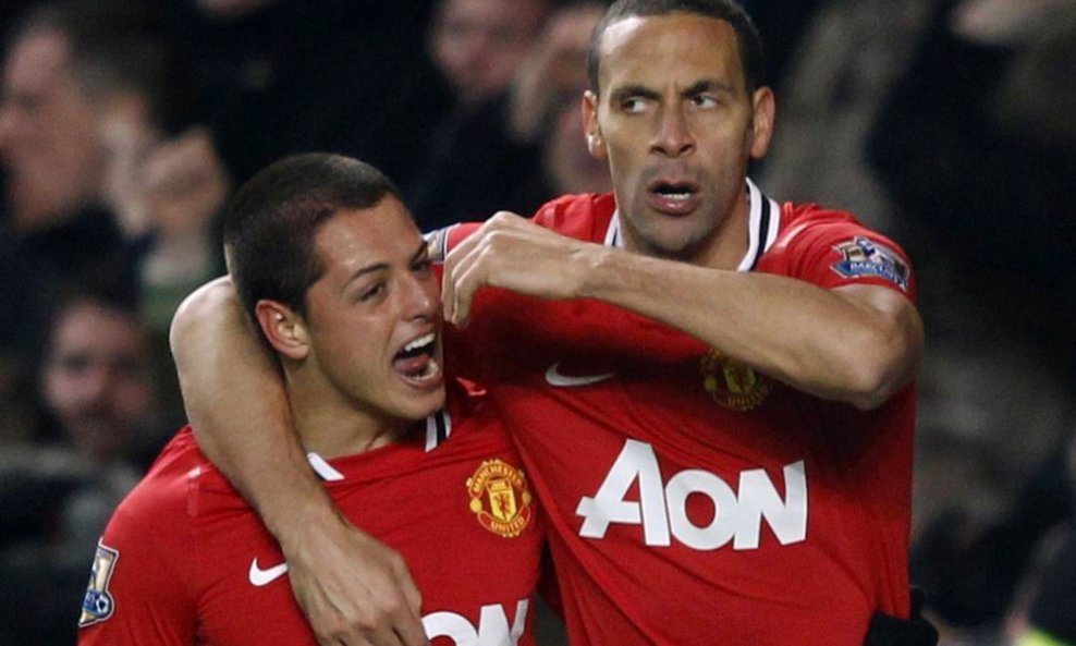 Javier Hernandez (L) i Rio Ferdinand