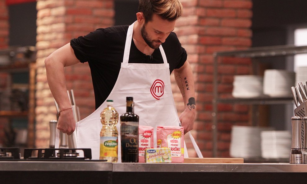Peta epizoda Celebrity MasterChefa upoznat će nas s novih četvero kandidata iz javnog života koji su svoje profesije zamijenili kuhačama, loncima, mikserima i pećnicama u najpoznatijoj reality kuhinji