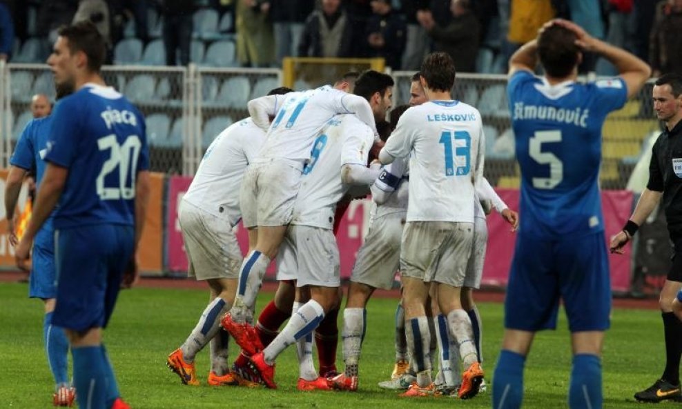 NK Rijeka slavi bod protiv Dinama