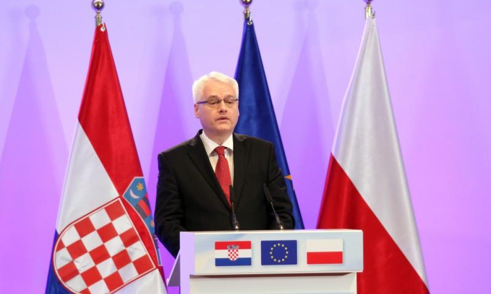 ivo josipović ugovor bruxelles