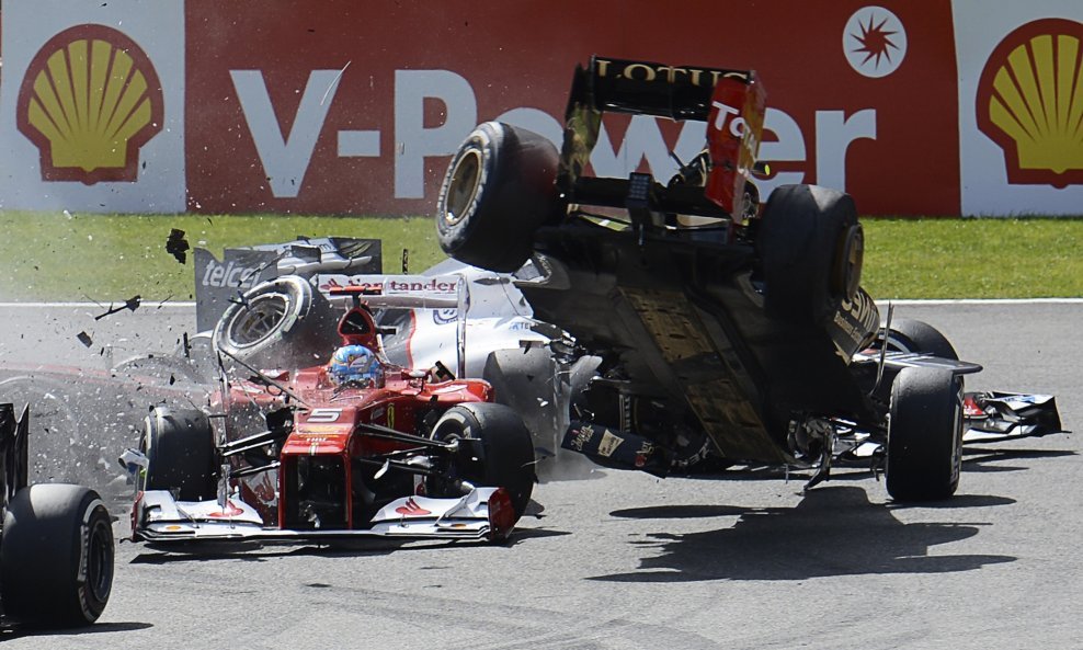 Romain Grosjean Fernando Alonso 2012 Spa Francorchamps