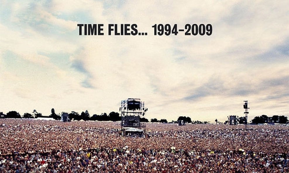 oasis TIME FLIES 1994-2009 レコード BOX|CD・DVD・ブルーレイ oasis TIME FLIES 1994-2009 レコード BOX|CD・DVD・ブルーレイ