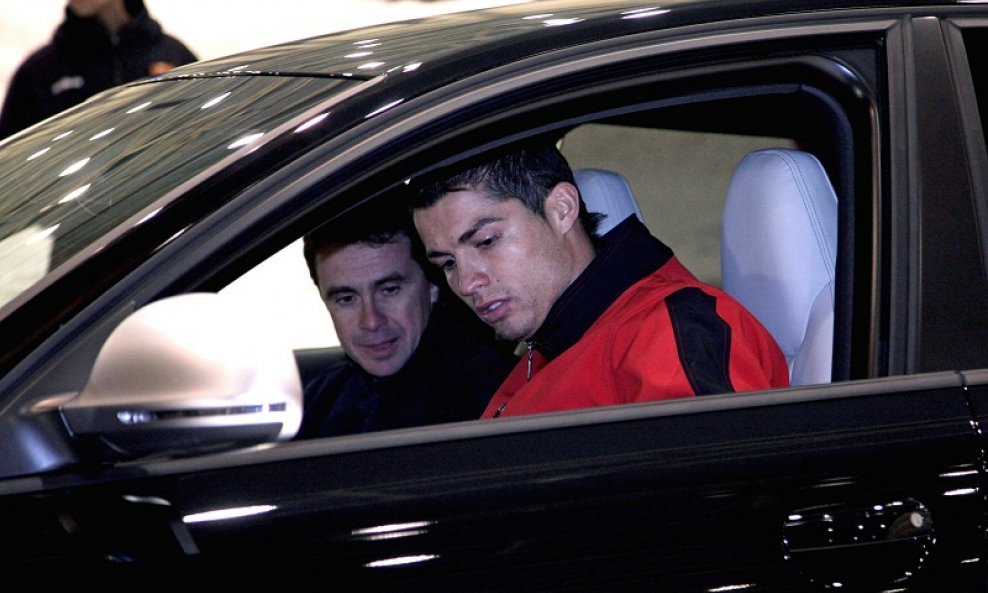 Cristiano Ronaldo u automobilu