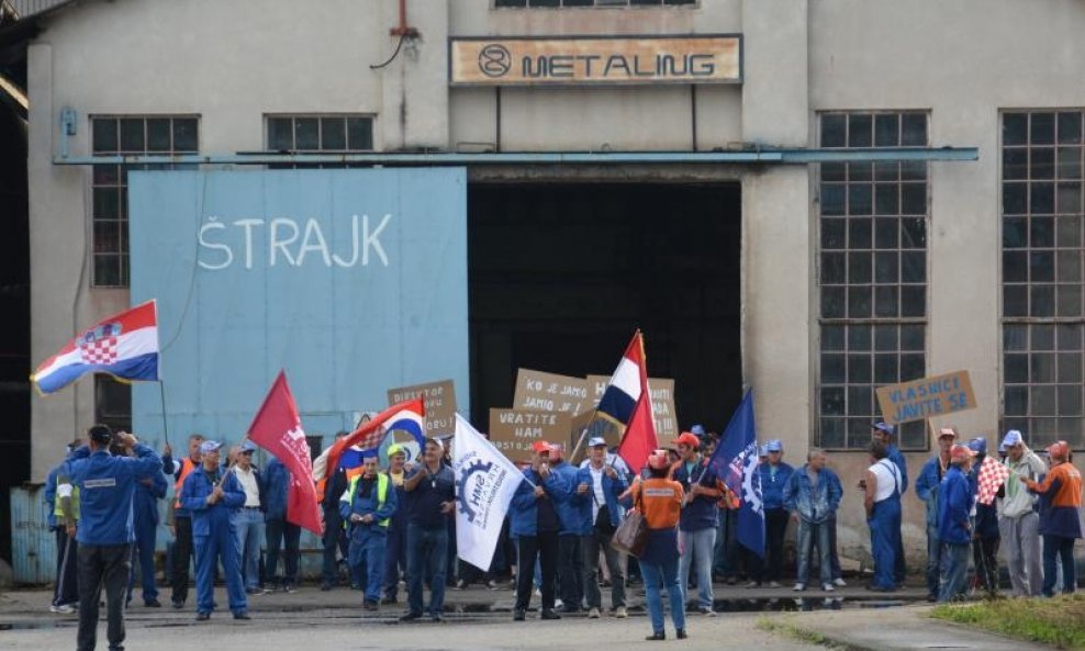  Prosvjedna šetnja radnika Metalinga do zgrade Županije (9)