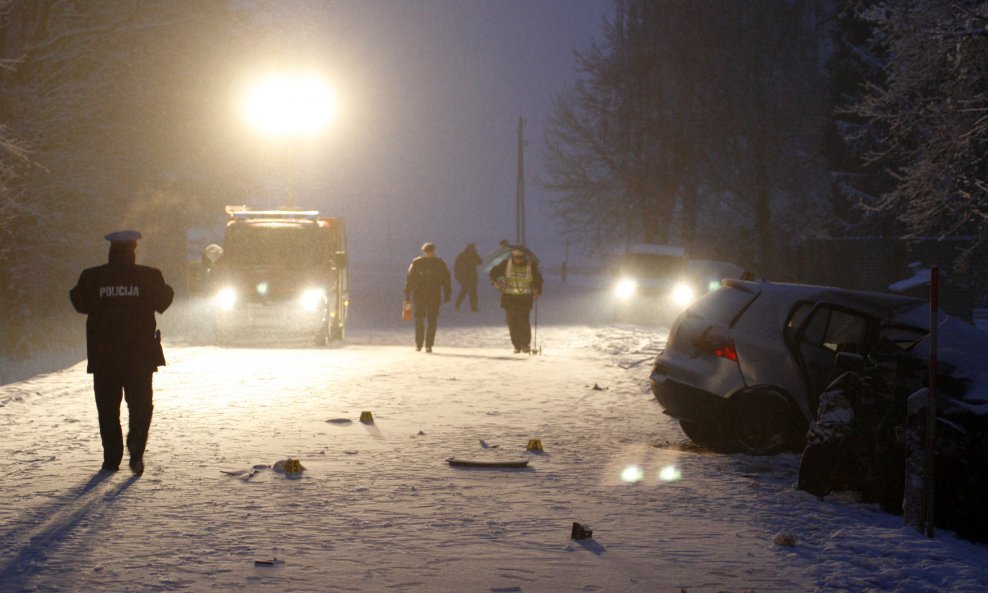 prometna nesreća snijeg