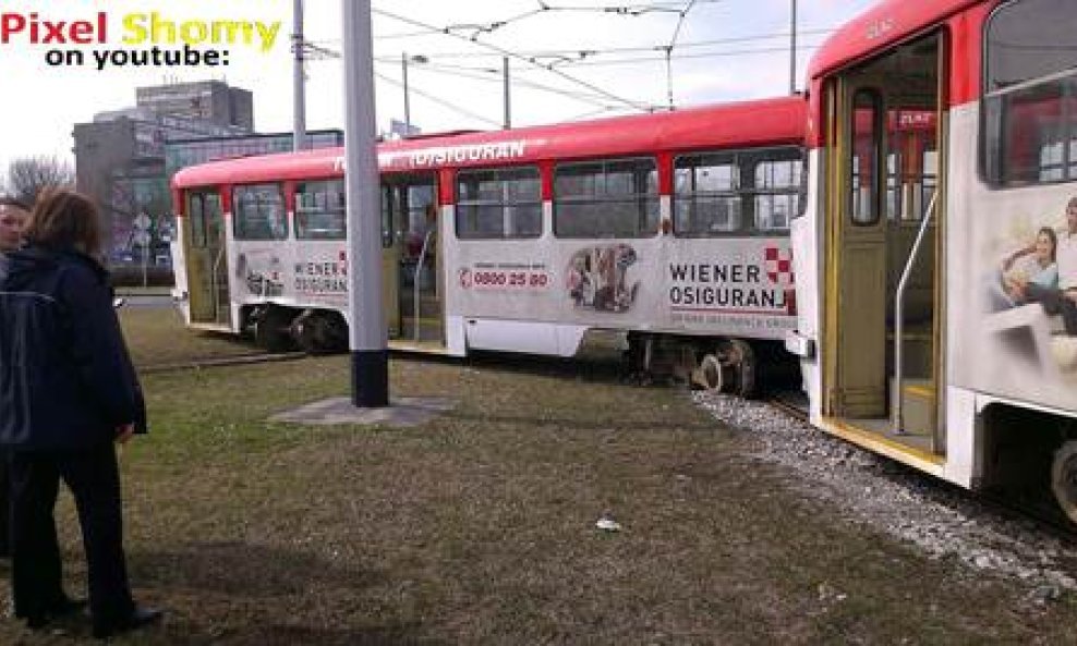 IZLETIO TRAMVAJ