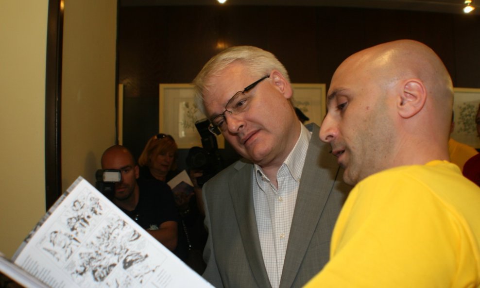 Josipović na festivalu stripa u Makarskoj (2)