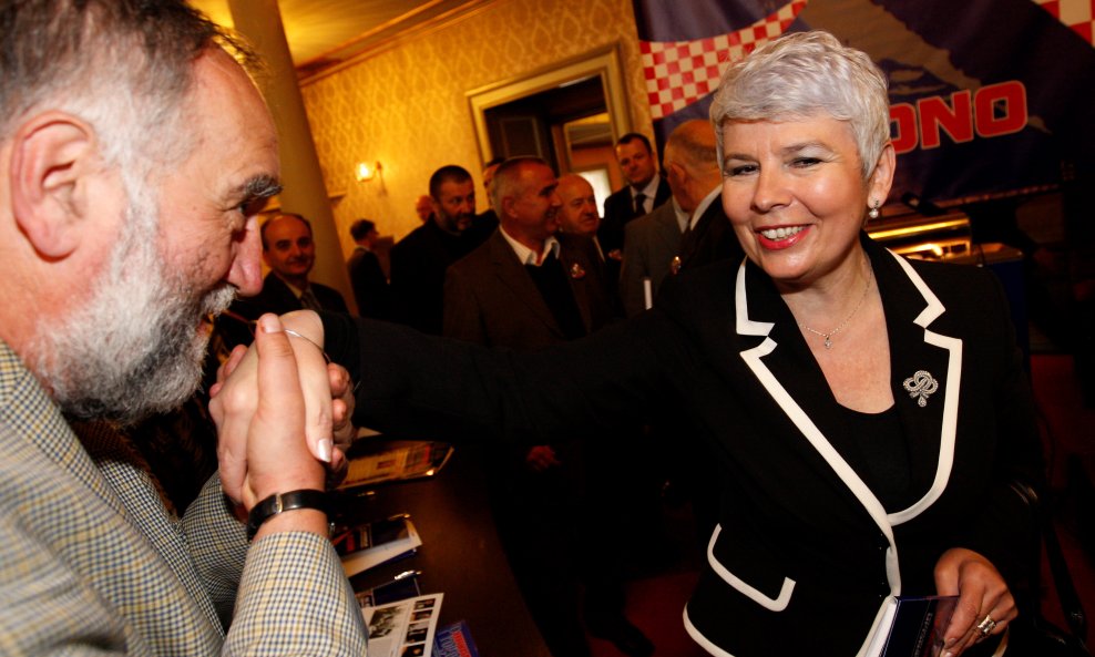 Jadrnka Kosor u SAD-u s povratnicima