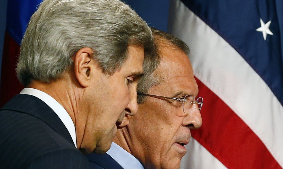 John Kerry i Sergej Lavrov