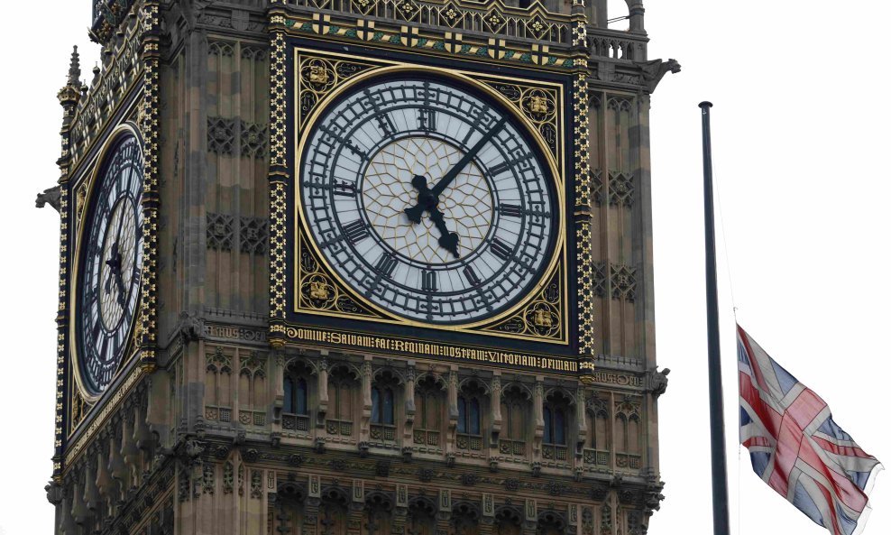 Big Ben otkucao posljednje podne i utihnuo na četiri godine