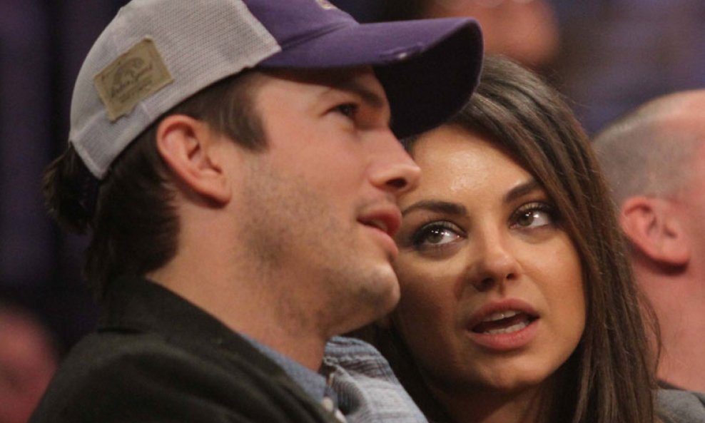 Mila Kunis i Ashton Kutcher (4)