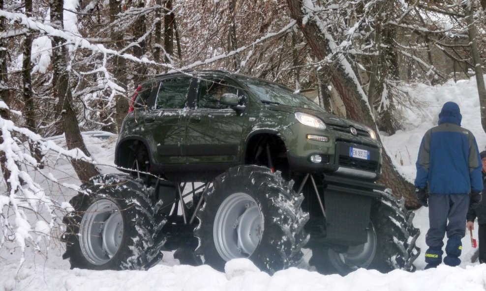 Fiat-Panda-4x4-32[4]